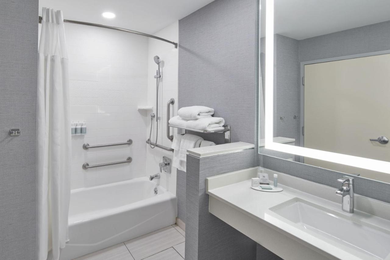 Fairfield Inn And Suites By Marriott Nashville Downtown/The Gulch Bagian luar foto