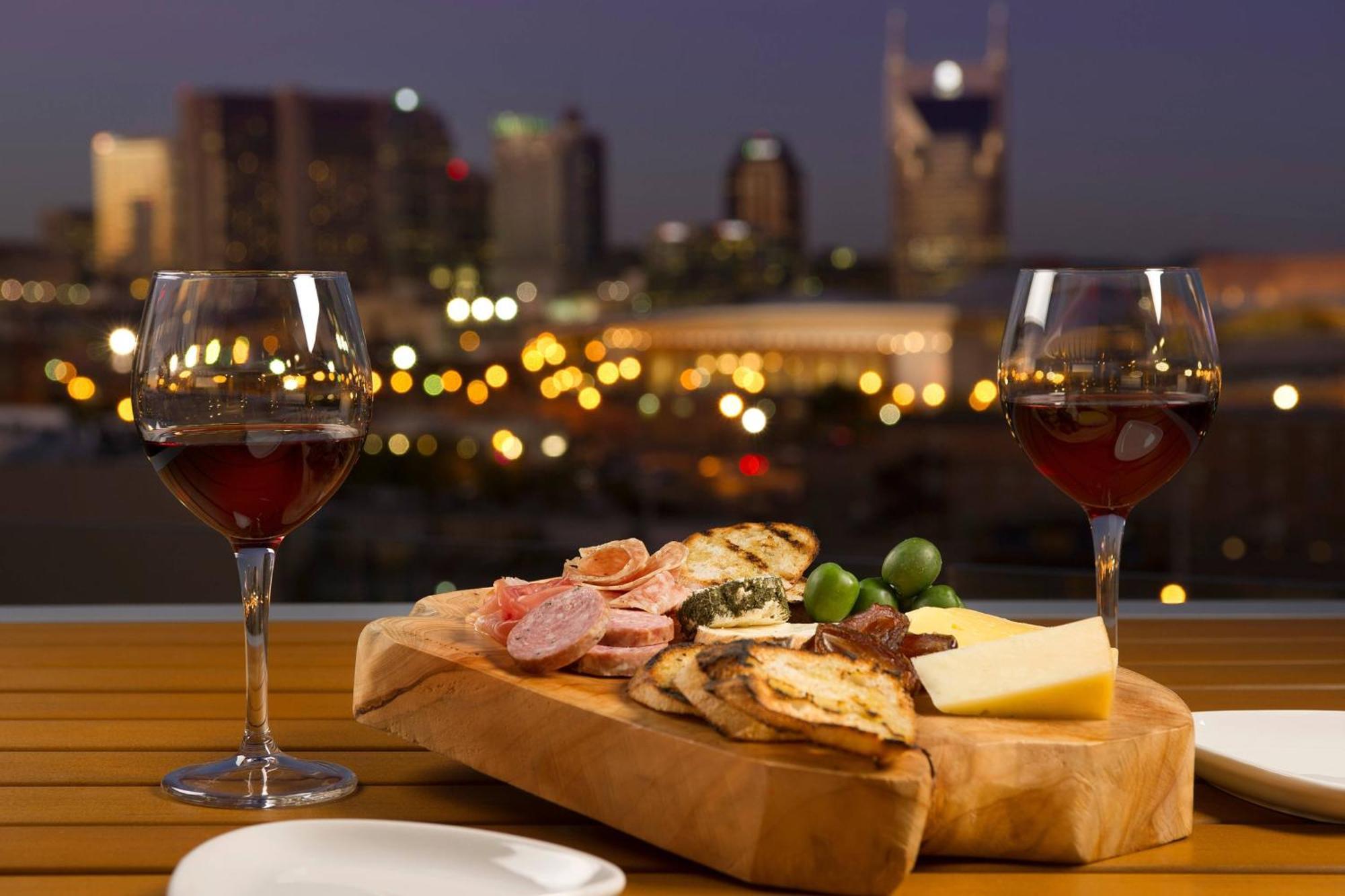 Fairfield Inn And Suites By Marriott Nashville Downtown/The Gulch Bagian luar foto